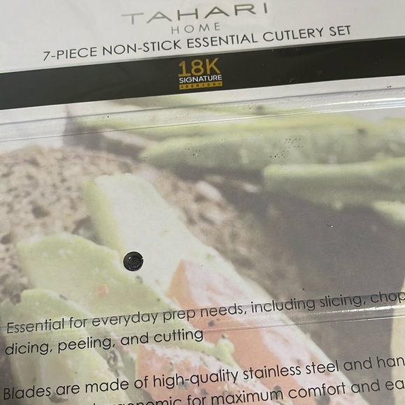 TAHARI Home 18K Signature Series 7 pc Non Stick Essential Cutlery Set - Picture 8 of 8